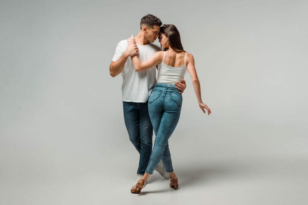 1156669-1920×1281-desktop-hd-bachata-wallpaper-1024×683